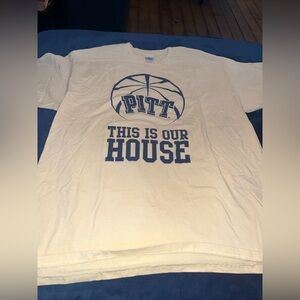 University of Pittsburgh PITT “This Is Our House” T-Shirt Short Sleeve XL Yellow
